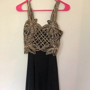 Pola Fashion Women’s Cocktail Party Evening Dress, Short, Size M Black and Gold.